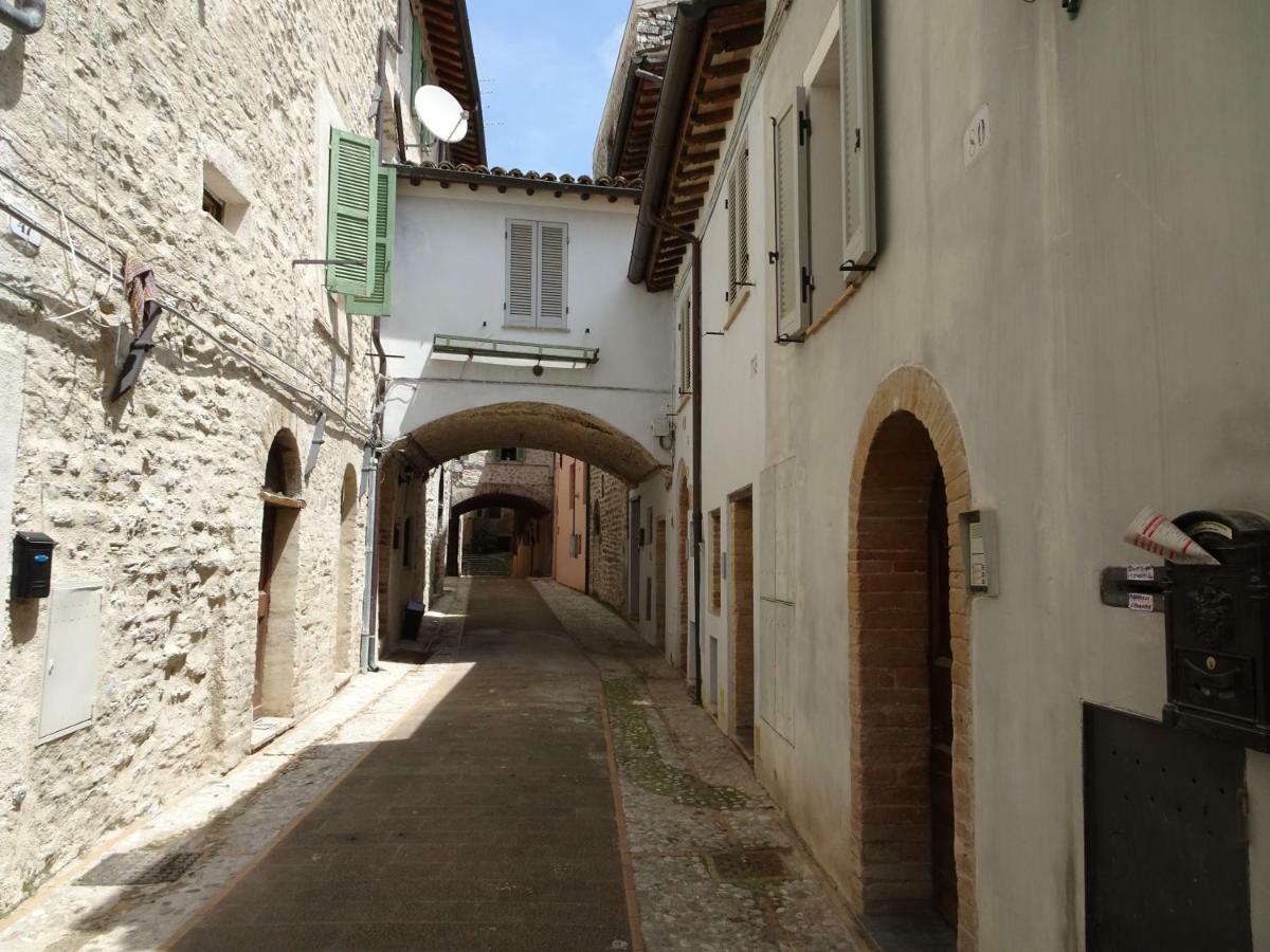 Non Ditelo Al Duca - Lo Spagna Spolète Extérieur photo
