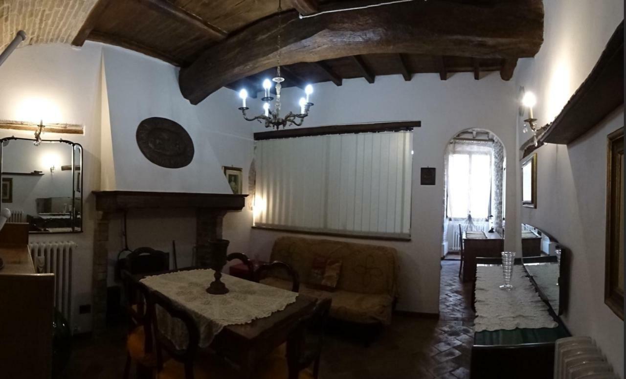 Non Ditelo Al Duca - Lo Spagna Spolète Extérieur photo