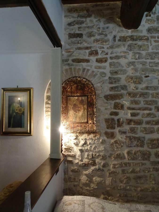 Non Ditelo Al Duca - Lo Spagna Spolète Extérieur photo